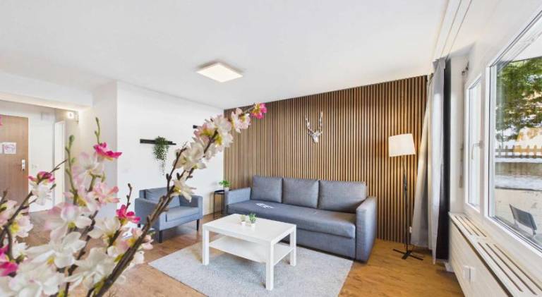 Holiday apartment | Dogs allowed in Taesch