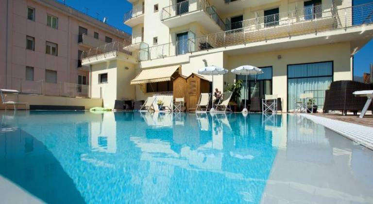 Excelsior Hotel E Appartamenti — photo 2