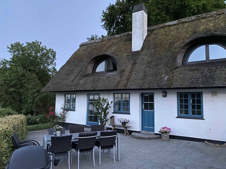     
Ferienhaus ∙ 6 Gäste ∙ 3 Schlafzimmer
