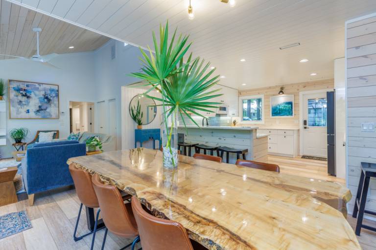 6 Pine Court: Modern Sea Pines Home, Community Pool, Tennis, Free Bikes — photo 5