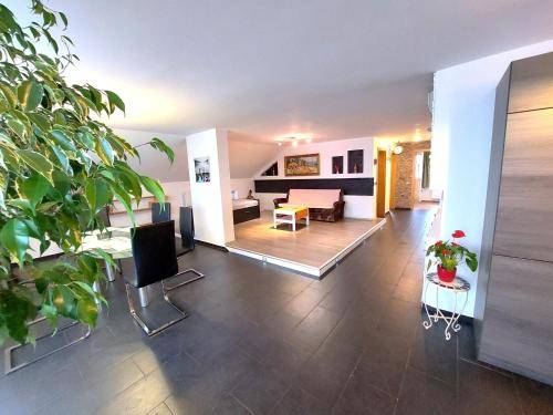 Apartma Rovte