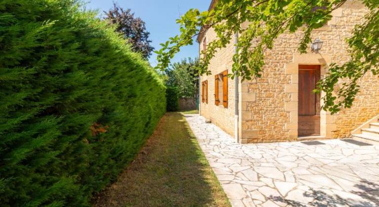 Holiday apartment with barbeque | Pet-friendly — photo 3