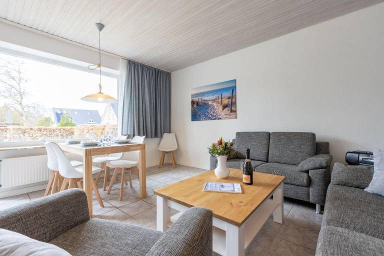 Fully equipped beautiful holiday apartment with terrace & garden | Pet-friendly in St. Peter-Ording