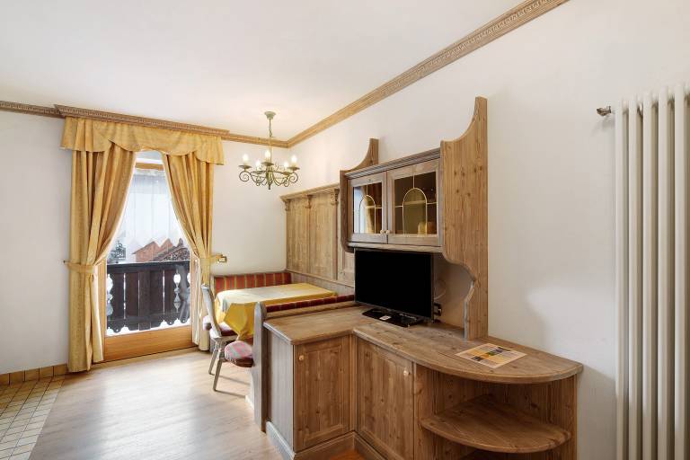 Holiday Apartment "Casa Li Roina n 45" with Mountain View, Balconies & Wi-Fi — photo 3