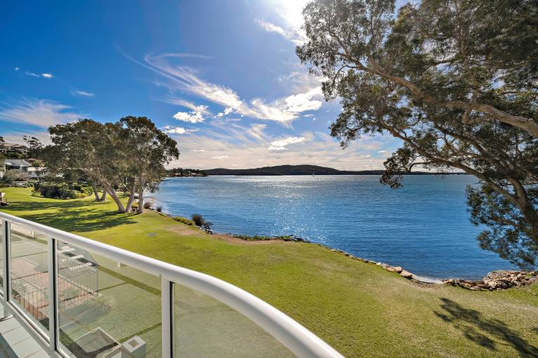 Apartment Soldiers Point