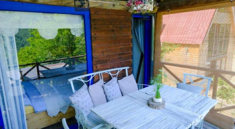 Chalet with 2 rooms for 4 persons — photo 4