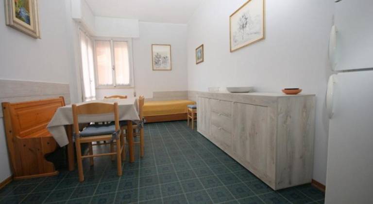 Rental apartment with 1 room for 6 persons — photo 3