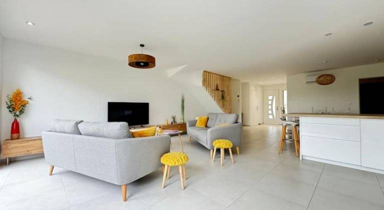 Villa with 4 rooms for 8 persons — photo 3