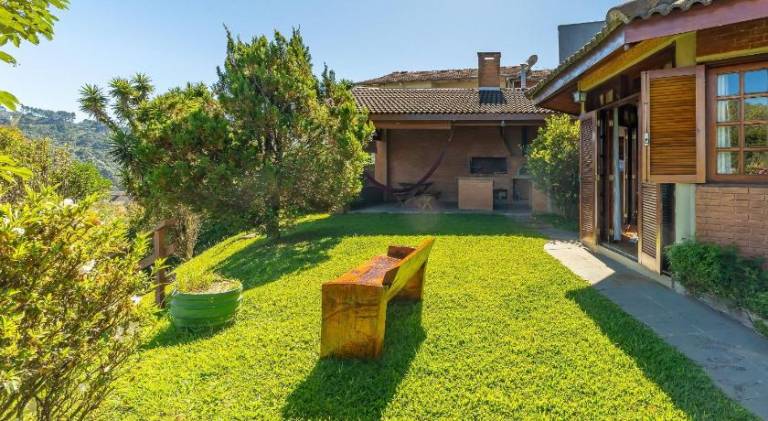 150 m&sup2; Ferienhaus