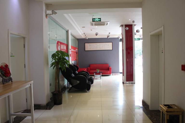 Thank Inn Hotel He'nan Luoyang Xigong District Wangcheng Avenue — photo 4