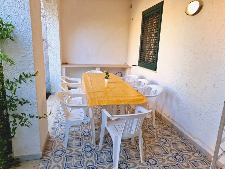 Villa with yard & terrace | Beach nearby | Pets are welcome — photo 5