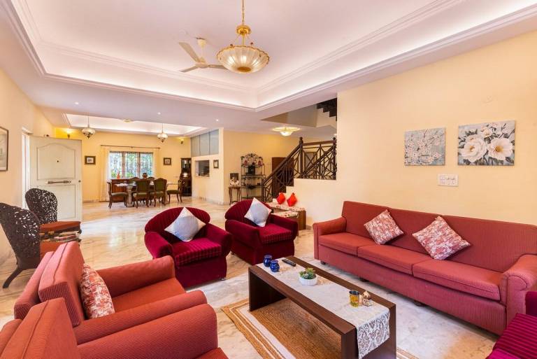 House with garden & pool | Pet-friendly in Khandala