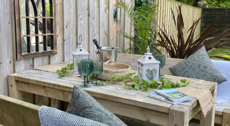Chalet with jacuzzi — photo 4