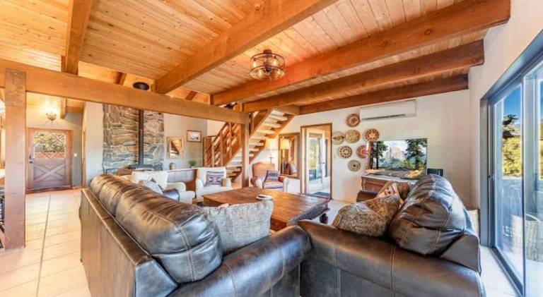 Spacious house with jacuzzi | Suitable for remote work | Pets are welcome — photo 5