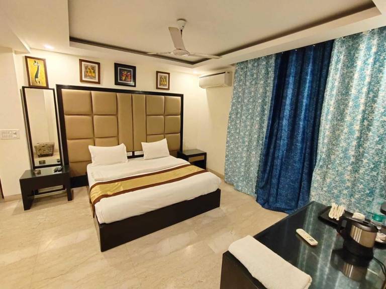 Bed & Breakfast Kalash Enclave
