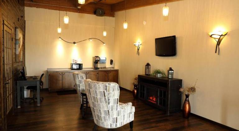 Northern Lights Inn Rugby — photo 3