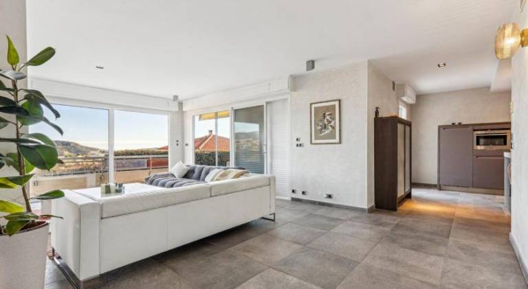 Holiday apartment with jacuzzi — photo 3