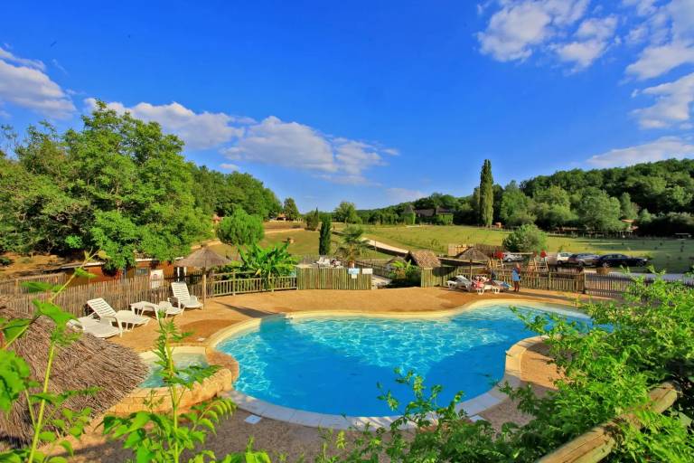 Vacation home with pool & BBQ — photo 2
