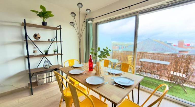 Vue Toits d Amiens Sauna & Cinema Balcon Parking — photo 3