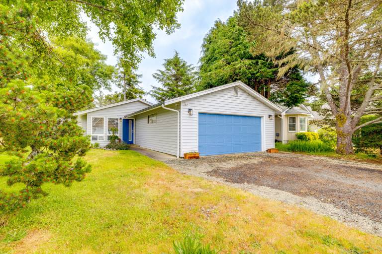 Walk to Seaside Beach: Vacation Rental Cottage! — photo 4