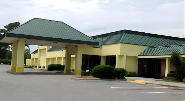 Red Carpet Inn and Suites Kinston NC in Kinston, NC