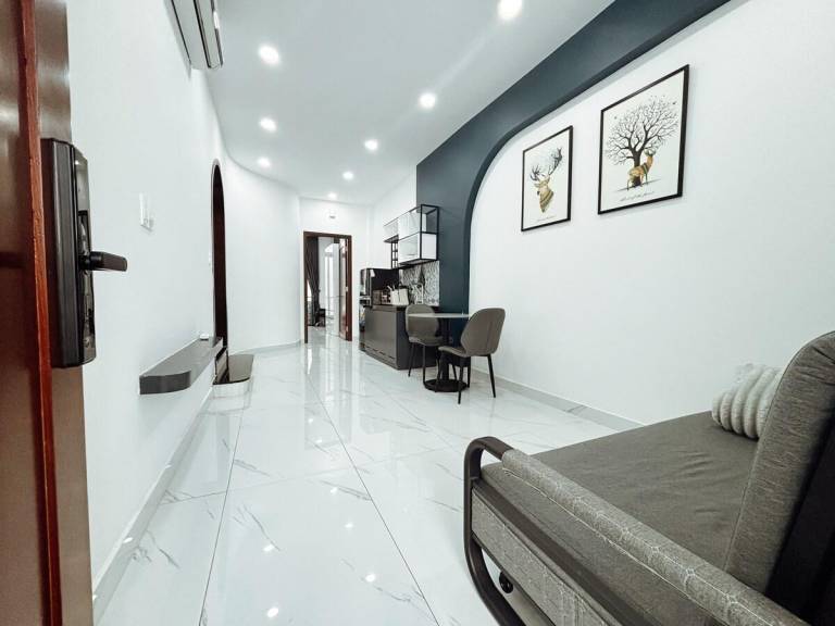 Vacation home with jacuzzi & yard | Next to Xá Lợi Pagoda | Perfect for remote work — photo 3