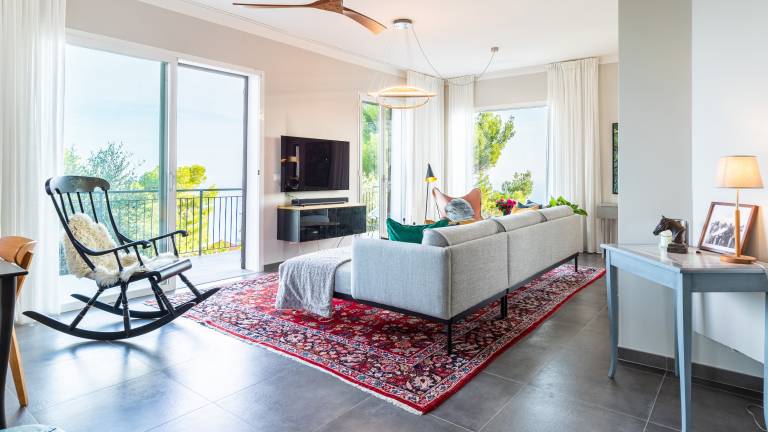 Children-friendly villa with private pool, garden & terrace | Pool view | Good for workation | Pets allowed — photo 3