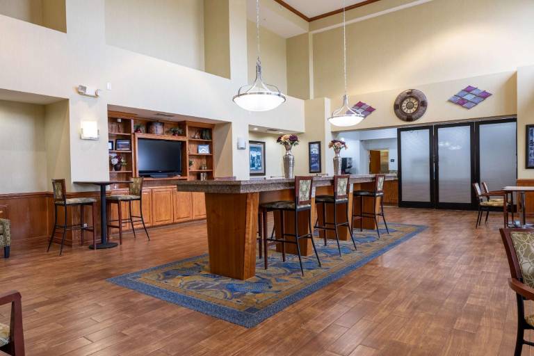 Hampton Inn Alice — photo 2