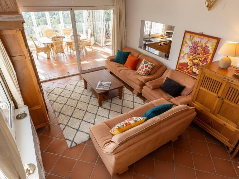 Villa with private pool & grill — photo 4
