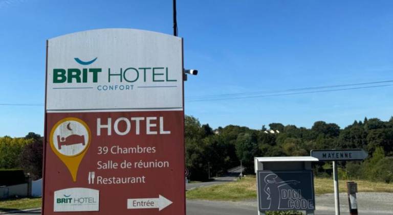 Brit Hotel Mayenne in Mayenne