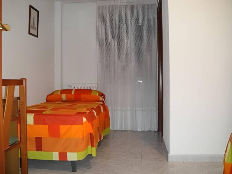 OYO Hostal Uria in Salamanca