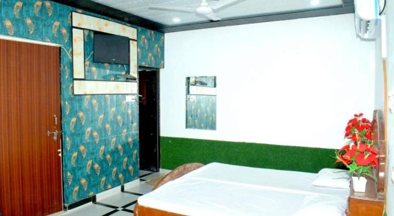 Radhey Krishna home stay — photo 2
