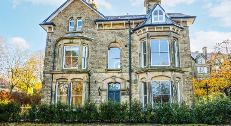 Wonderful rental apartment | Pets allowed in Buxton
