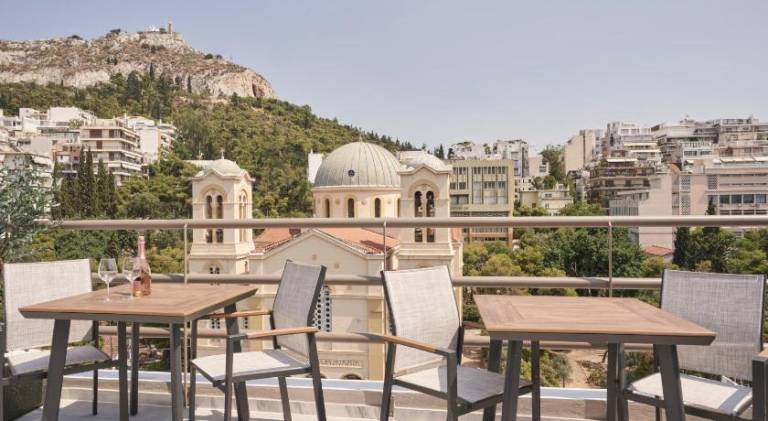Beautiful serviced apartment with patio | Close to Syntagma Square | Pet-friendly — photo 5
