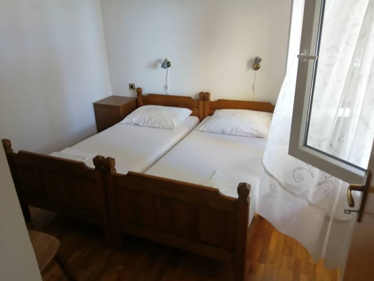 Two bedroom apartment with terrace and sea view Cove Mulobedanj, Pag (A-16285-a) — photo 5