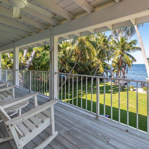 Entire Compound on Gated Bayfront Property — photo 2