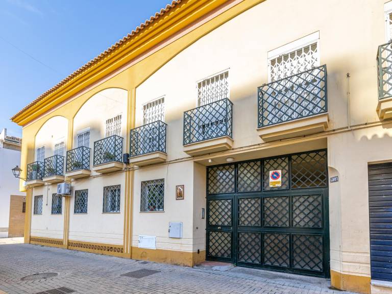 Children-friendly holiday apartment with terrace | Close to Alcazaba of Málaga | Pets are welcome — photo 5