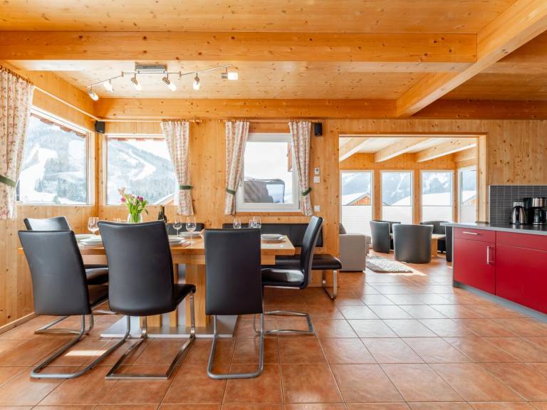 Cosy chalet on the slopes with sauna and hot tub — photo 3