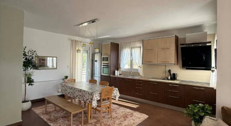 Apartment with terrace | Good for workation — photo 2