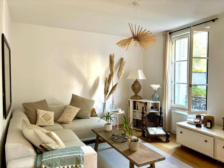 Apartament Tours