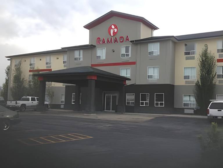 Ramada by Wyndham Edson in Edson, AB