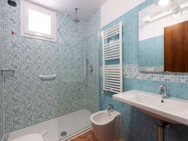 Aparthotel with pool — photo 4