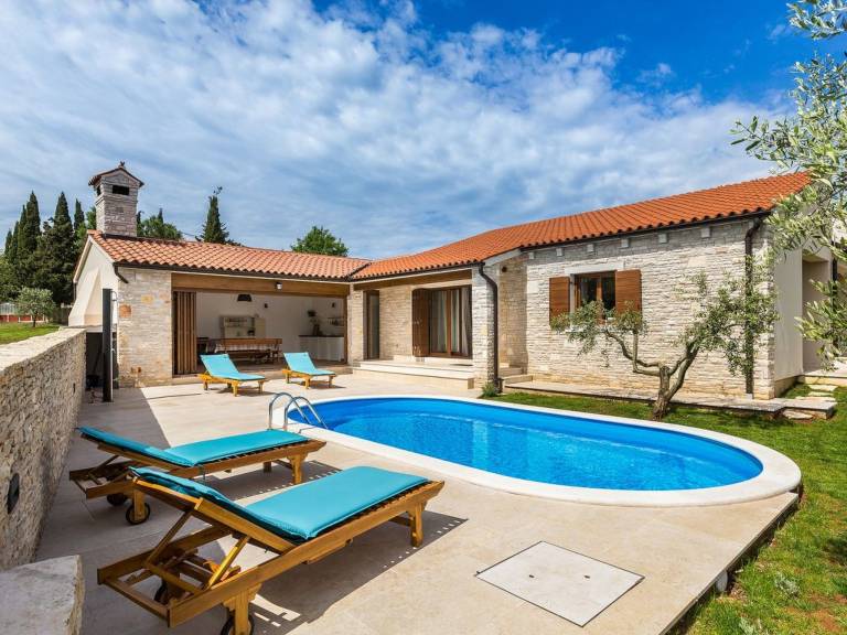 House Krnica, Marčana