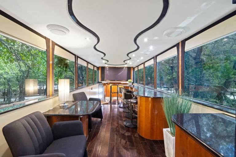 Lux Lounge 7744 Ranch Resort Austin COTA