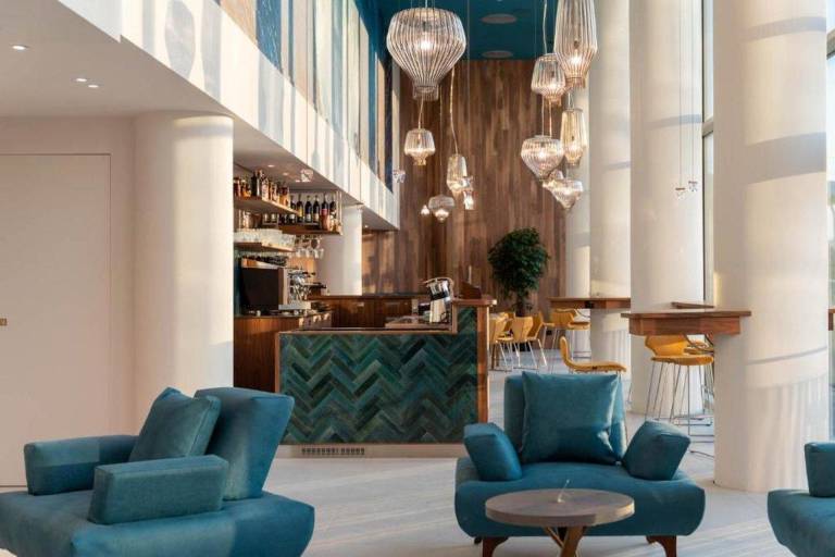 Life Hotel — photo 2