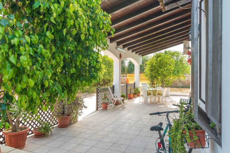 Family-friendly villa with BBQ, fast internet & terrace | Garden view | Perfect for remote work | Pets are welcome — photo 2