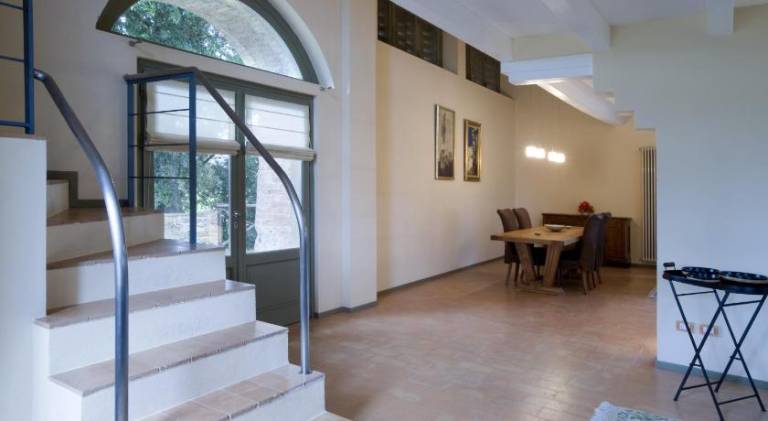 Villa with jacuzzi — photo 3
