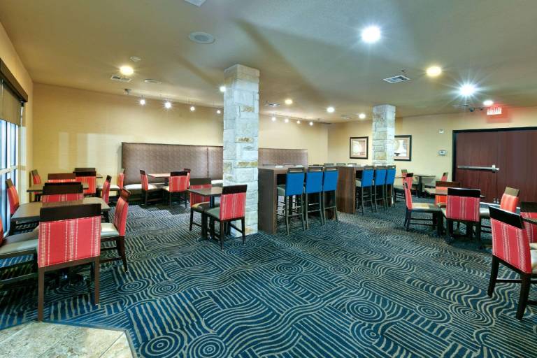 Comfort Suites Arlington - Entertainment District — photo 4