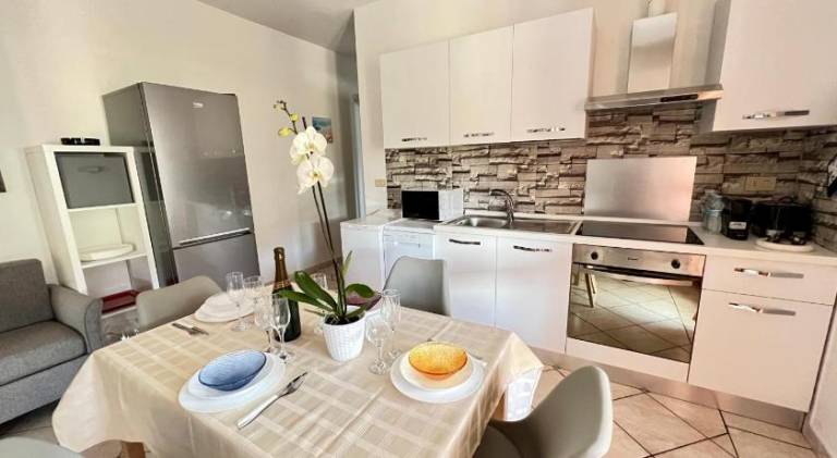 Beautiful vacation home with pool | Pet-friendly — photo 2