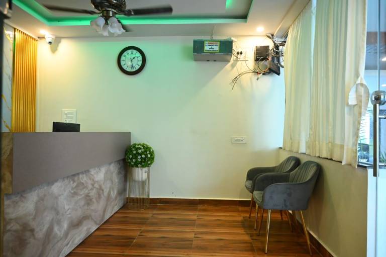 Sharan's Inn Suites & Banquets — photo 4
